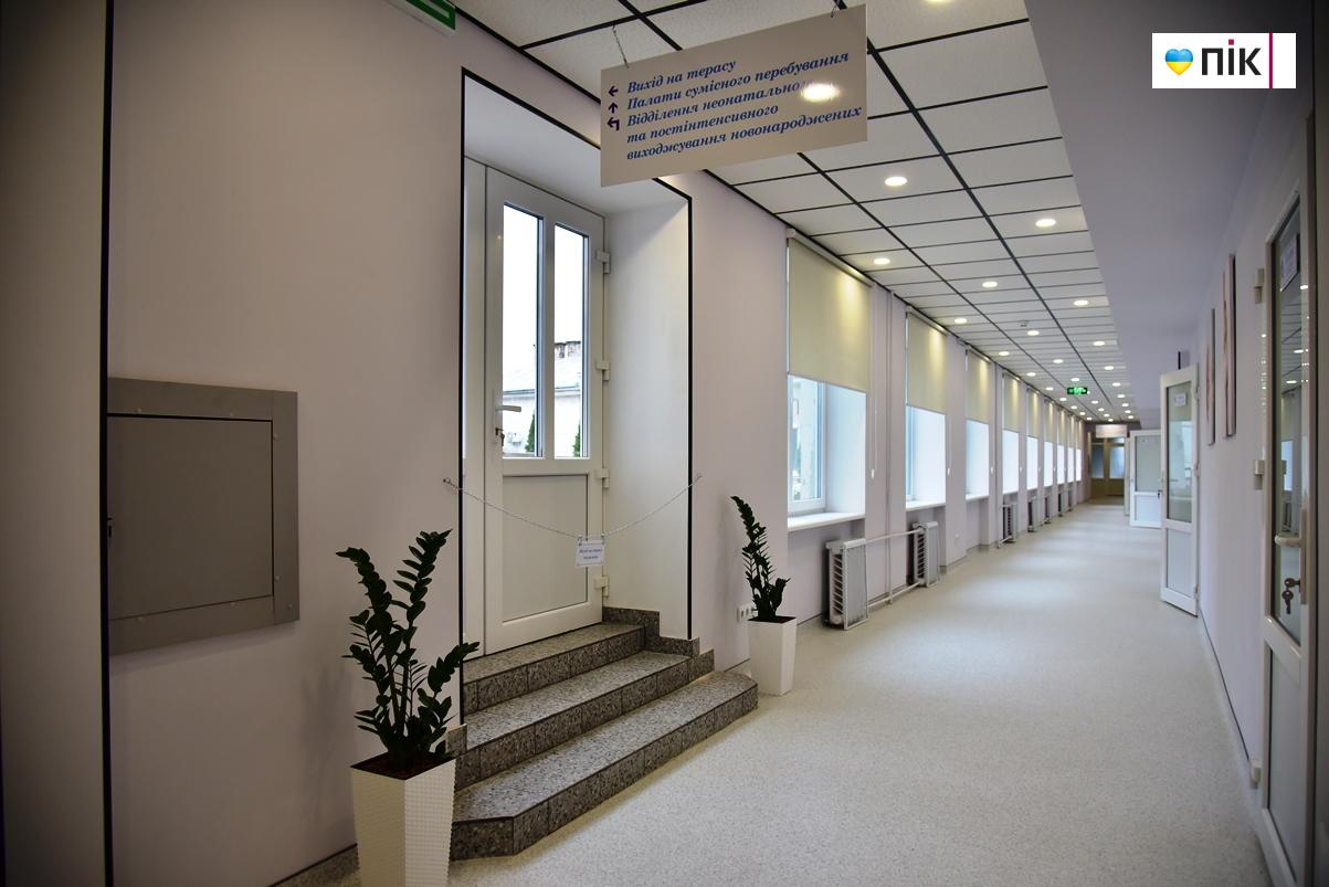 У Франківську відкрили оновлений третій поверх обласного перинатального центру (ФОТОРЕПОРТАЖ) 9 DSC 0770