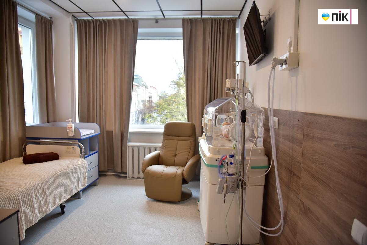 У Франківську відкрили оновлений третій поверх обласного перинатального центру (ФОТОРЕПОРТАЖ) 17 DSC 0829