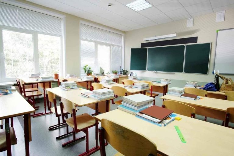 Шість прикарпатських шкіл отримають кошти на підготовку до зими 3 FB IMG 1730558318998