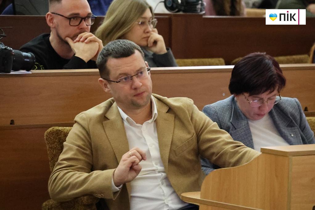 47 сесія Франківської міськради: громада та ветерани завітали на засідання (ФОТО) 28 IMG 0555