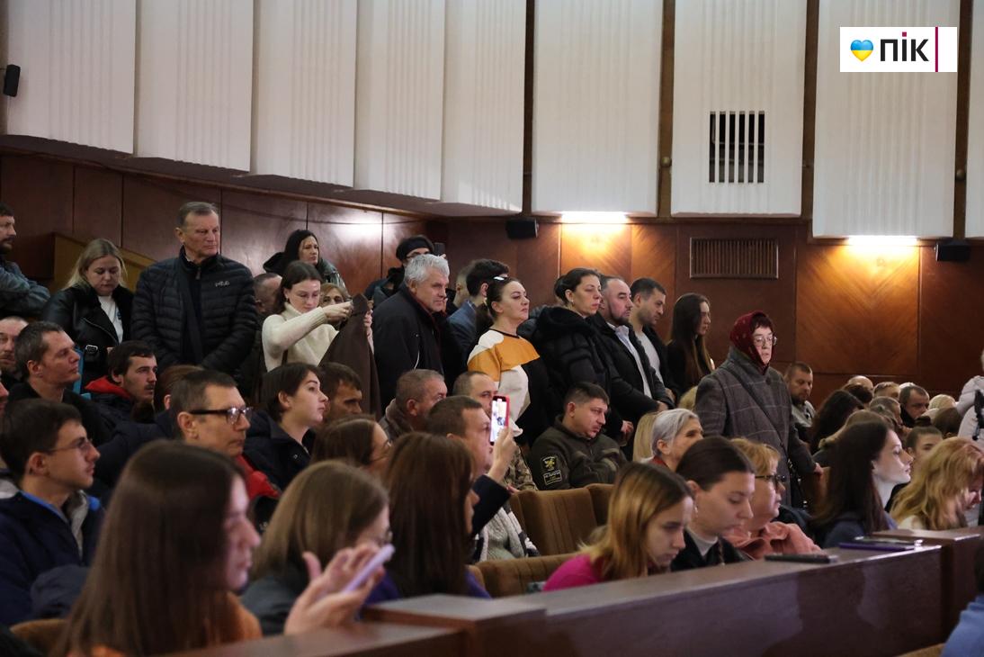 47 сесія Франківської міськради: громада та ветерани завітали на засідання (ФОТО) 4 IMG 8829 1