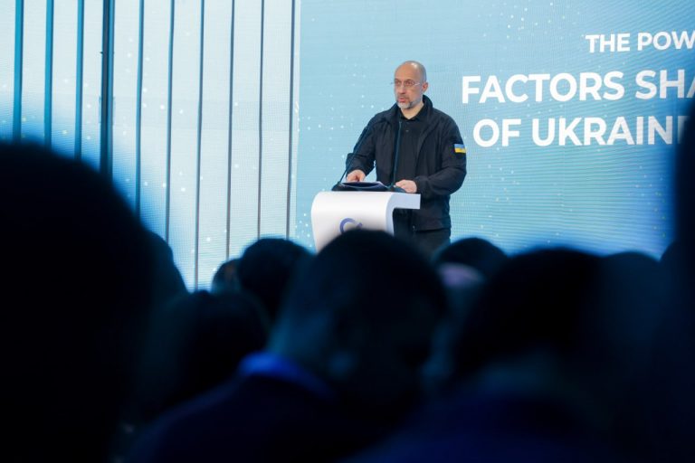 Повістки розсилають тим, хто не працює та не платить податки - Шмигаль 11 photo 5290033424196822030 y