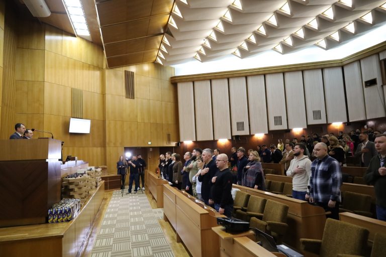 Дрони, мова, бюджет: відбулася підсумкова сесія Франківської міськради 11 1 6