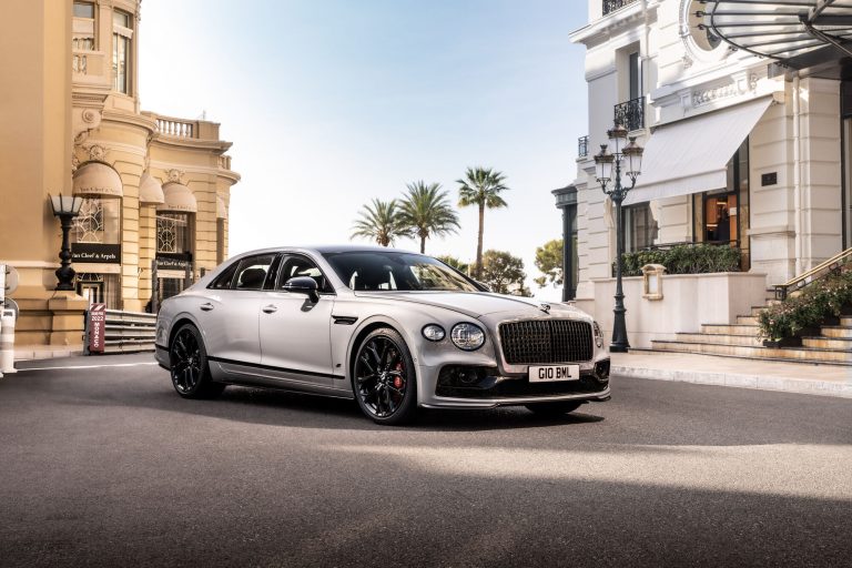 Чому Flying Spur Azure — ідеальний вибір для любителів розкоші? 5 33