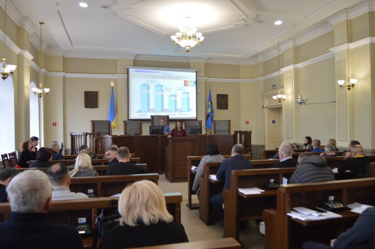 Найбільші витрати припадають на освіту: у Коломиї затвердили бюджет на 2025 рік