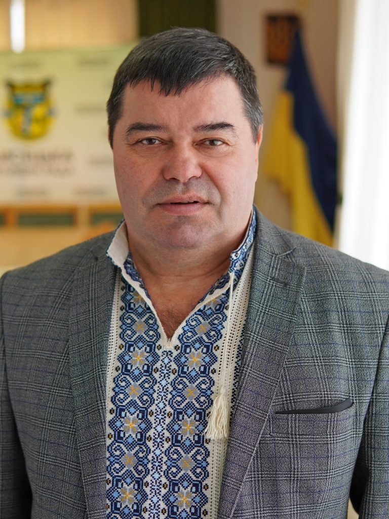 Зеленький нагородив голову Лисецької громади медаллю «За працю і звитягу» 7 Зеленький нагородив голову Лисецької громади медаллю «За працю і звитягу»