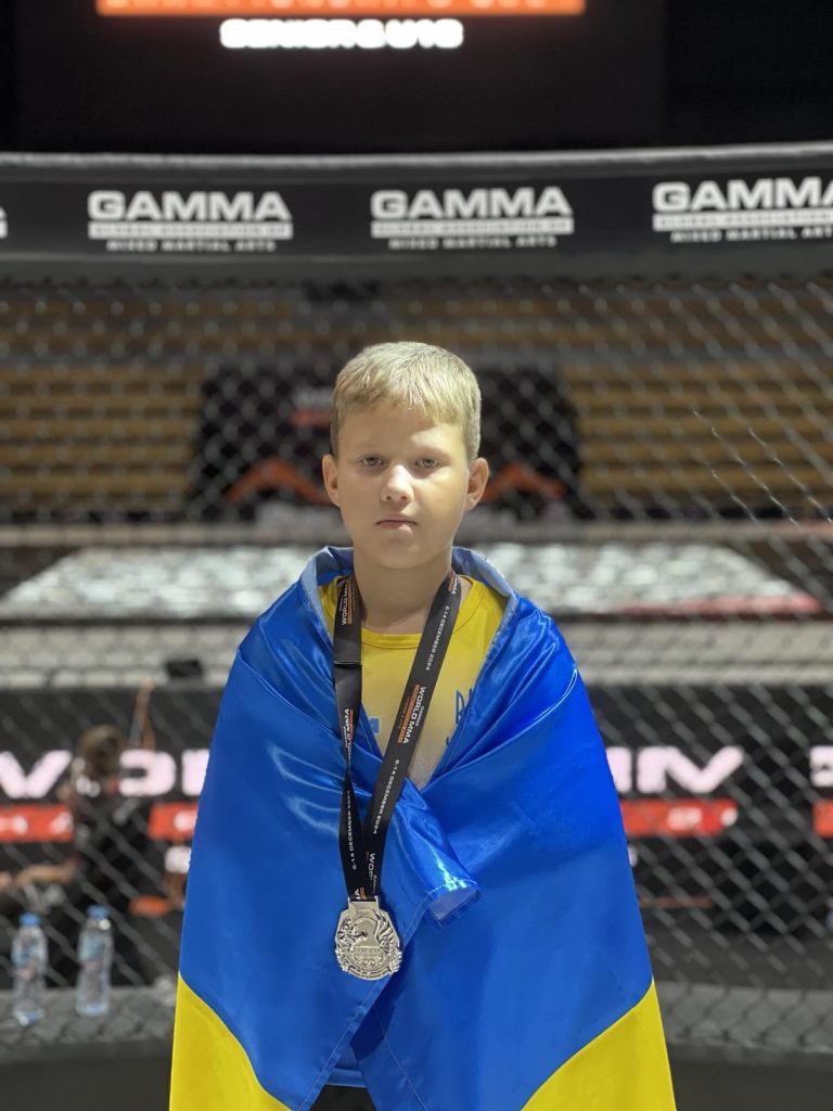 Учень з Франківська посів друге місце на чемпіонаті світу зі змішаних бойових мистецтв (ФОТО) 4 469528121 1328739591799247 2058661871311395157 n