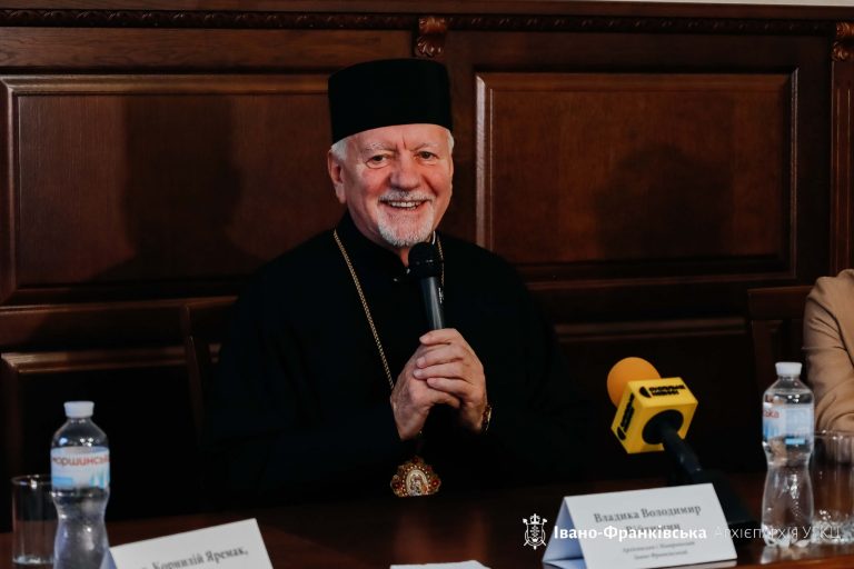 Чим дивуватиме цьогоріч міжнародний фестиваль “Коляда на Майзлях” (ФОТО) 5 470188604 905883004993421 5929442410469333459 n