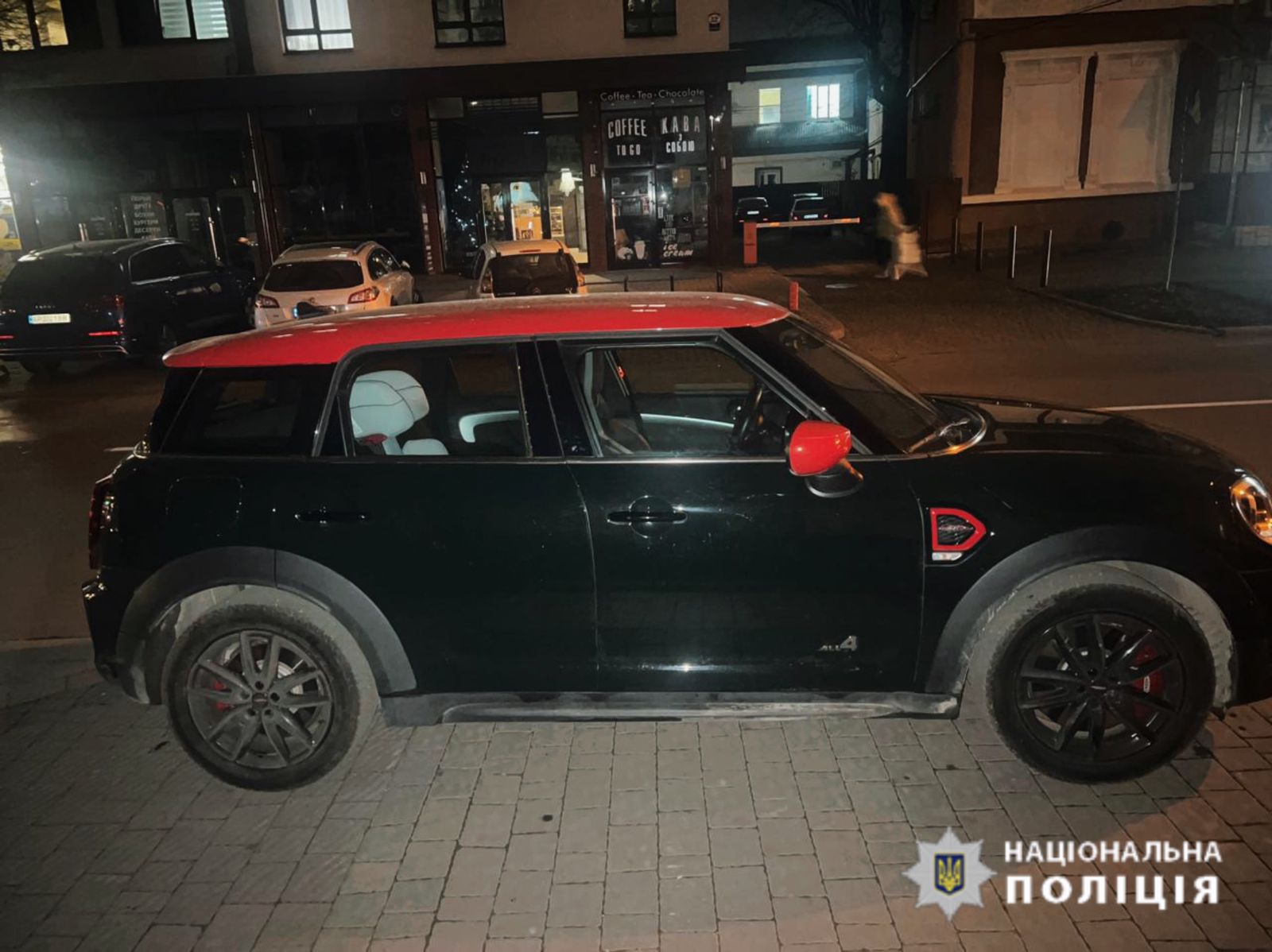 У Франківську водійка авто «Mini Cooper» збила підлітка на пішохідному переході (ФОТО)