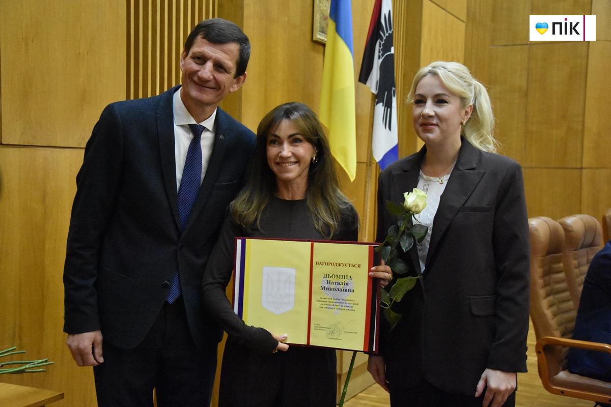 На сесії Франківської облради урочисто відзначили військових, волонтерів та депутатів (ФОТОРЕПОРТАЖ) 25 DSC 0692