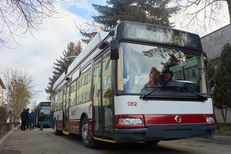 Шість тролейбусів та автобус отримав Франківськ від міста-побратима Потсдам (ФОТО) 1 I6T0943