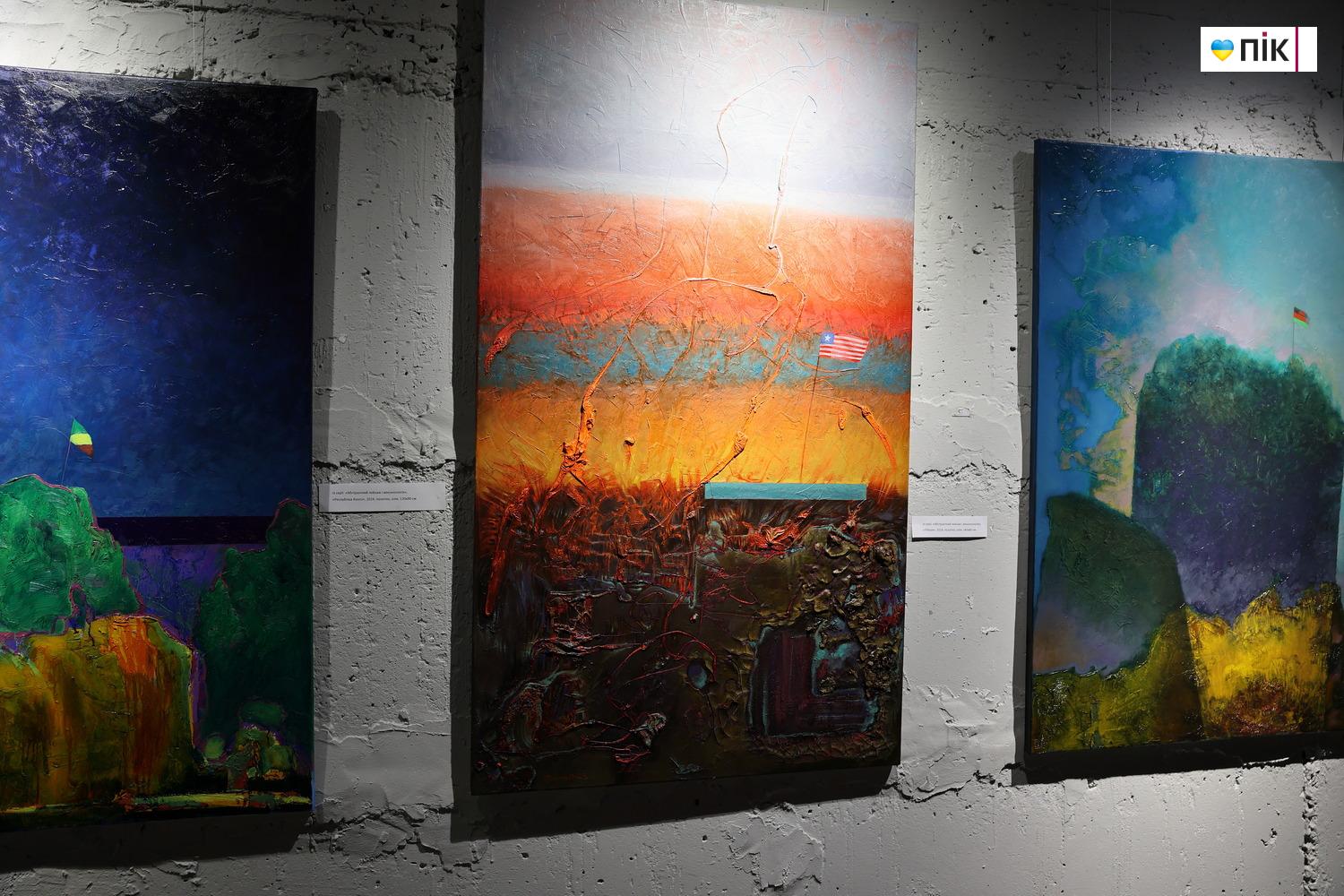 "Віконні експерименти Овертона": у Франківську відкрилася виставка Миколи Джички 3 IMG 5244 resize