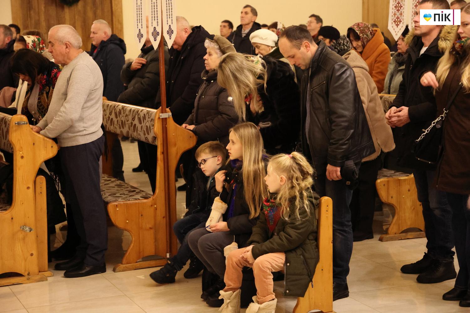 Люди Прикарпаття: навечір'я Різдва Христового у Франківську (ФОТО) 5 IMG 5992 resize