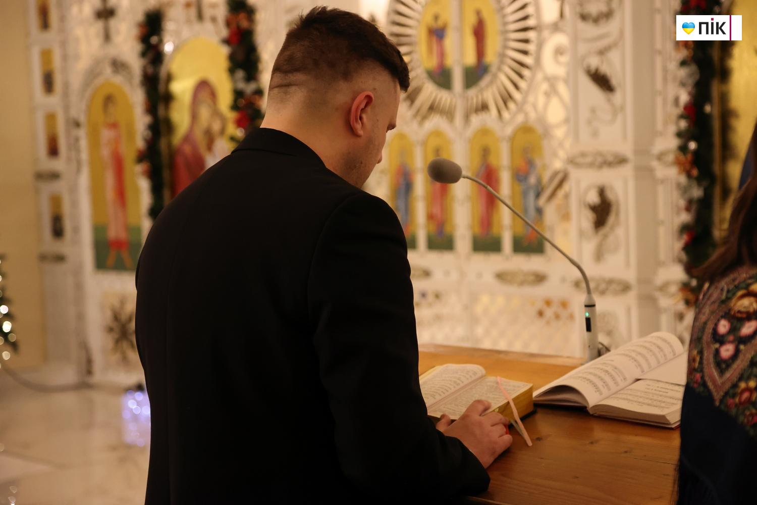 Люди Прикарпаття: навечір'я Різдва Христового у Франківську (ФОТО) 15 IMG 6086 resize