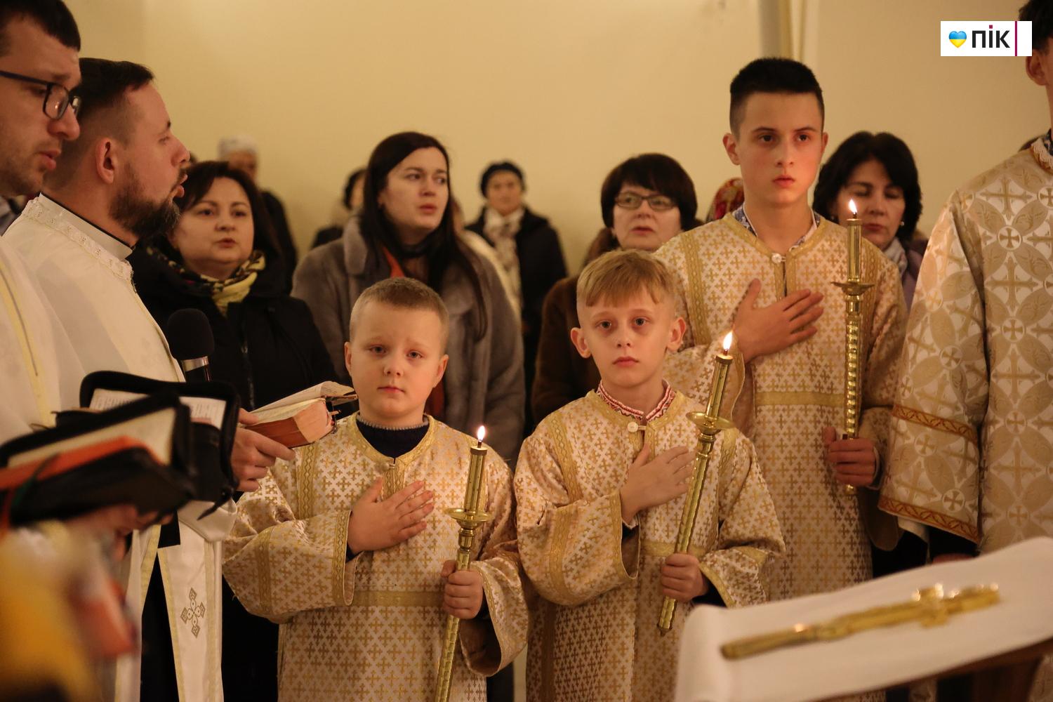 Люди Прикарпаття: навечір'я Різдва Христового у Франківську (ФОТО) 19 IMG 6133 resize