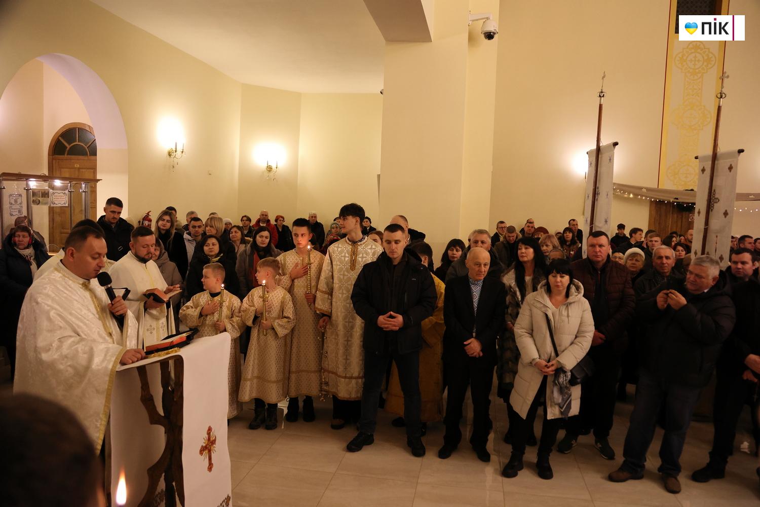 Люди Прикарпаття: навечір'я Різдва Христового у Франківську (ФОТО) 23 IMG 6152 resize