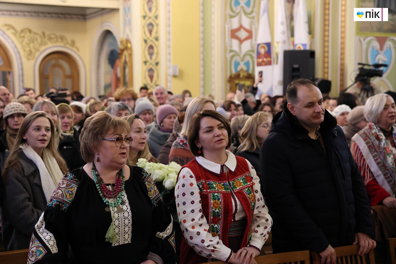 Люди Прикарпаття: на відкритті фестивалю "Коляда на Майзлях" (ФОТО) 5 IMG 6279 resize