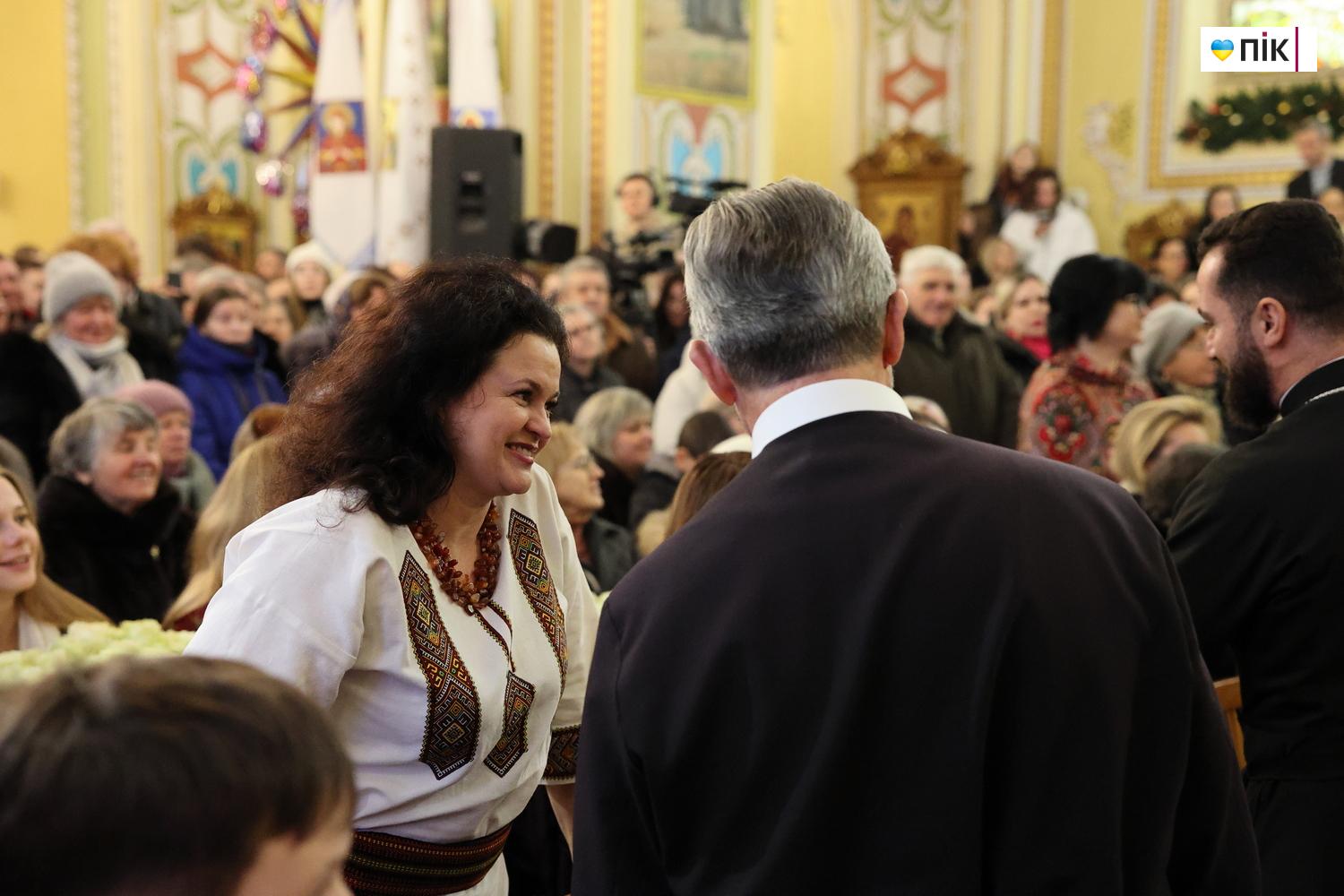 Люди Прикарпаття: на відкритті фестивалю "Коляда на Майзлях" (ФОТО) 9 IMG 6320 resize