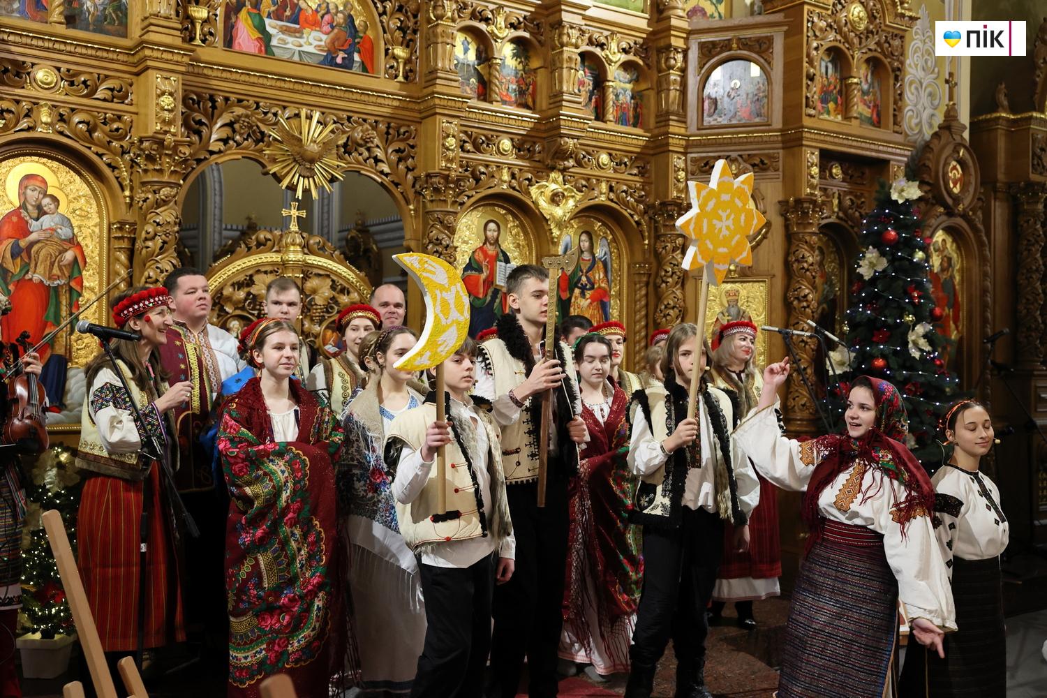 Люди Прикарпаття: на відкритті фестивалю "Коляда на Майзлях" (ФОТО) 17 IMG 6471 resize