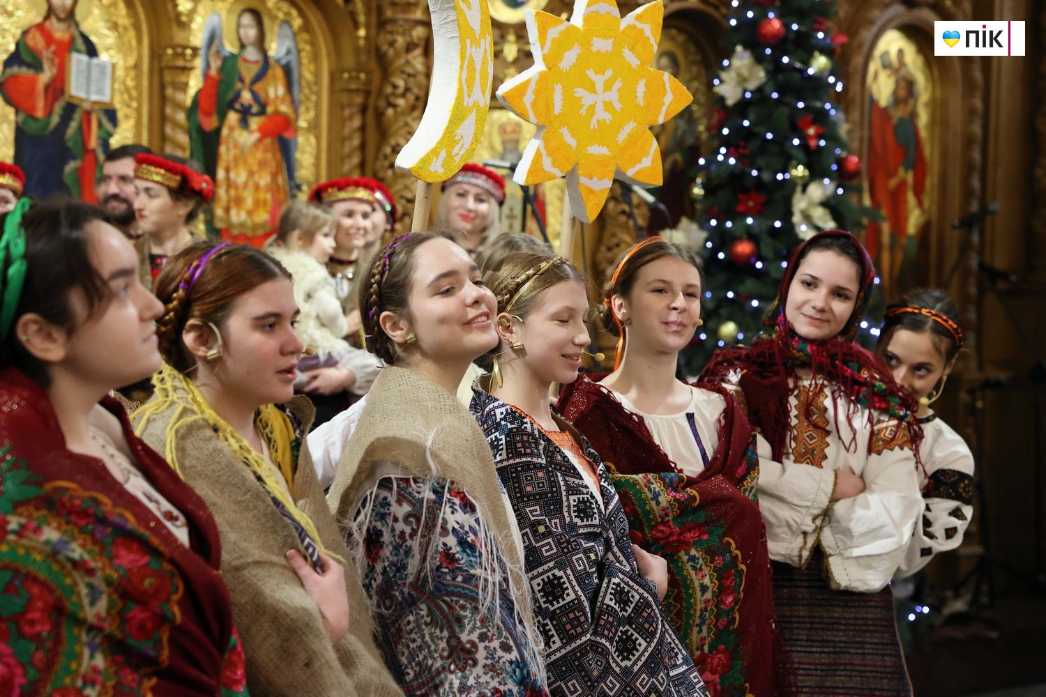 Люди Прикарпаття: на відкритті фестивалю "Коляда на Майзлях" (ФОТО) 19 IMG 6516 resize