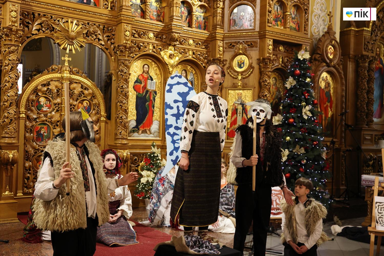 Люди Прикарпаття: на відкритті фестивалю "Коляда на Майзлях" (ФОТО) 30 IMG 6669 resize