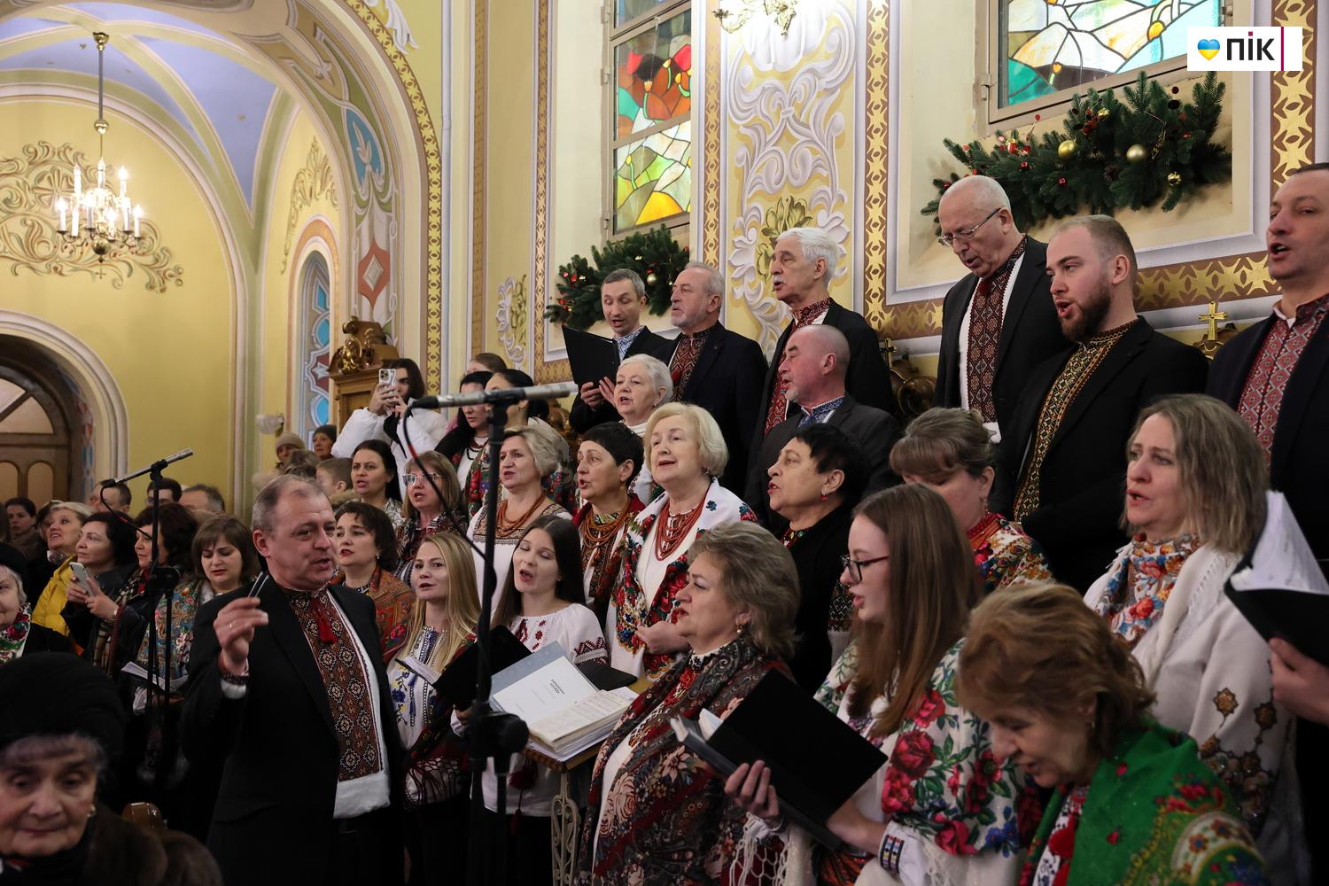 Люди Прикарпаття: на відкритті фестивалю "Коляда на Майзлях" (ФОТО) 31 IMG 6685 resize