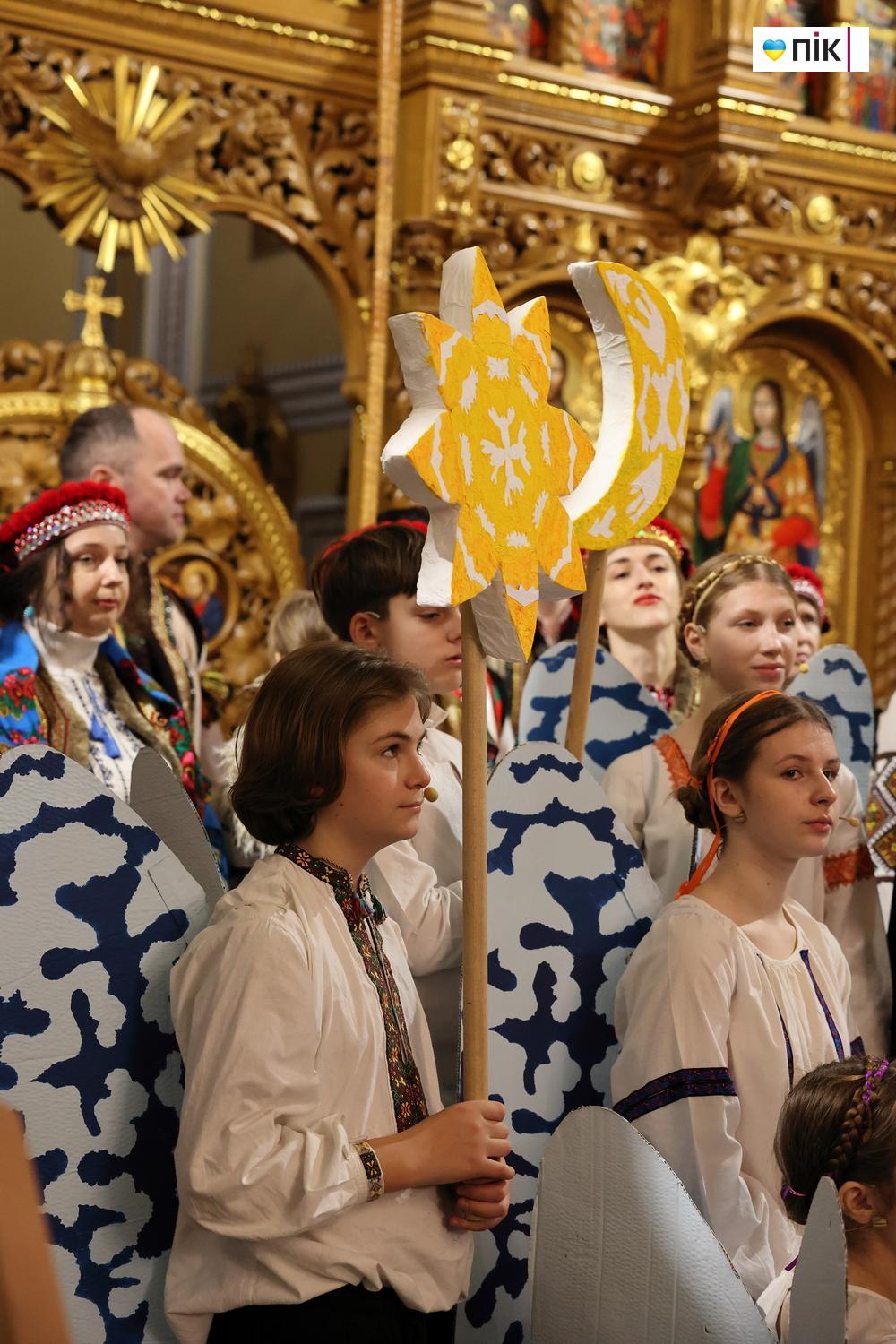 Люди Прикарпаття: на відкритті фестивалю "Коляда на Майзлях" (ФОТО) 42 IMG 6817 resize