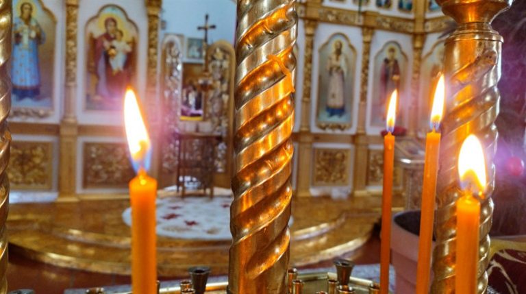 Де і коли дивитися Різдвяні Богослужіння ПЦУ та УГКЦ 25 грудня 5 Де і коли дивитися Різдвяні Богослужіння ПЦУ та УГКЦ 25 грудня