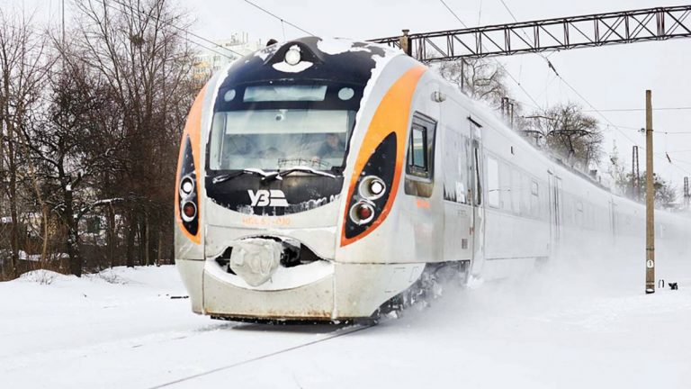 ukrzaliznitsya zima lizhniy ekspres facebook com ukrzaliznytsia afe085eac69063915668841ccbaef6ca 1200x675