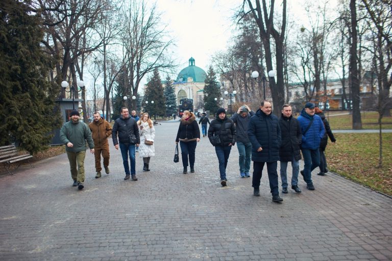 Мер Франківська провів першу інспекцію в 2025 році (ФОТО) 3 471800042 1188993722796882 8924430122893418156 n