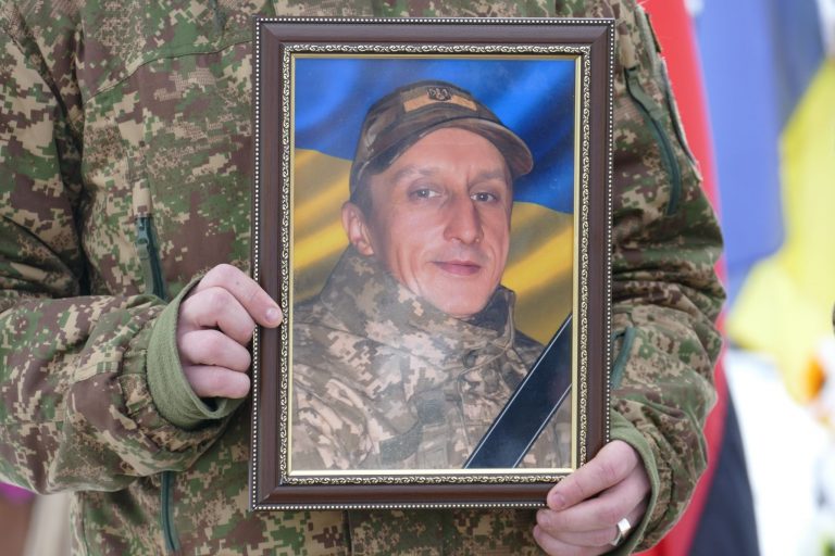 У Калуській громаді провели в останню путь солдата Михайла Червоняка (ФОТО) 11 472387603 1002452501916786 5212018099514038942 n