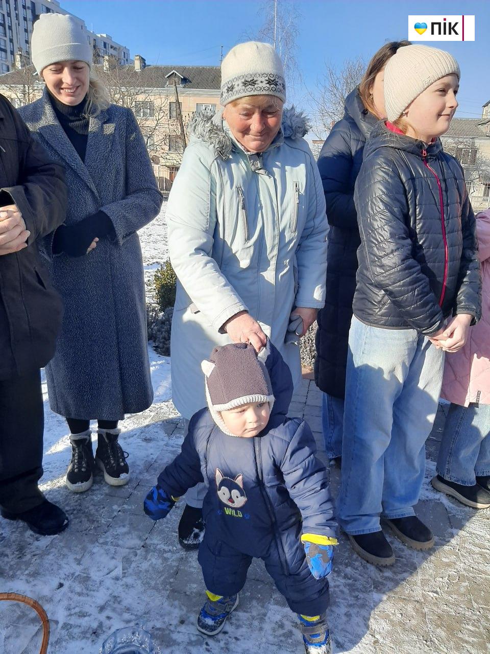 "Люди Прикарпаття": на водосвятті під час Навечір’я Хрещення Господнього (ФОТО) 13 8
