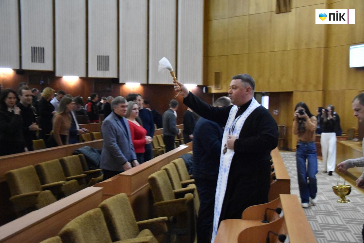 Перша сесія Франківської міськради у 2025 році: як все було (ФОТО) 9 DSC 0225