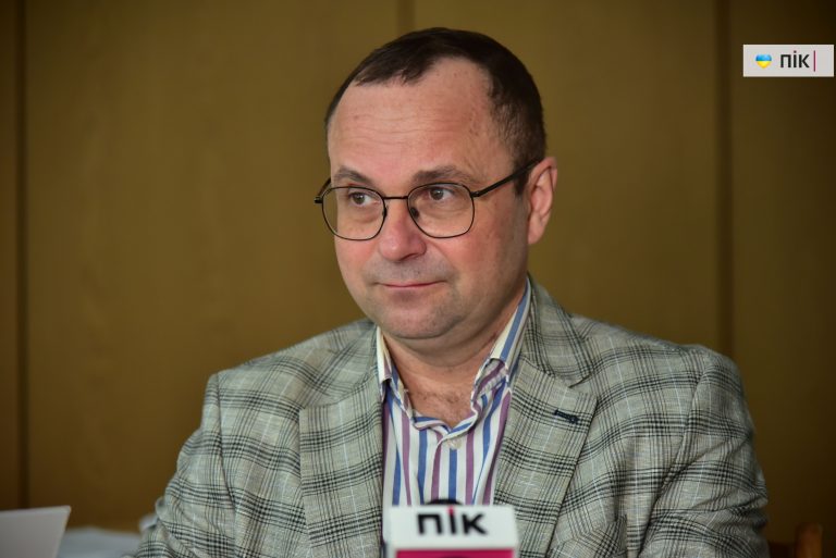 «В житті було багато ситуацій, коли мене сприймали, як полохливу кішку, але завершувалося усе не так…..», – Ігор Чудик, ректор ІФНТУНГ 7 «В житті було багато ситуацій, коли мене сприймали, як полохливу кішку, але завершувалося усе не так…..», – Ігор Чудик, ректор ІФНТУНГ