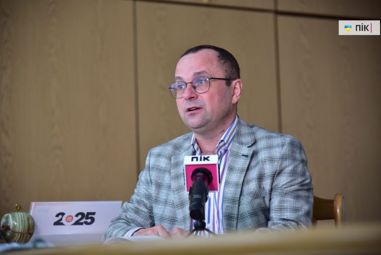 Чи звертаються до ректора ІФНТУНГ студенти та викладачі з проблемами: відповів Ігор Чудик