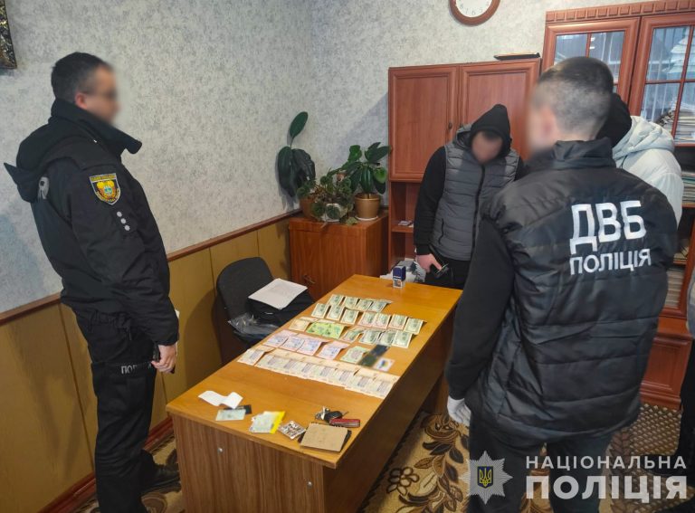 На Тернопільщині викрили директора автошколи, який "допомагав" скласти іспити з водіння (ФОТО) 12 476431117 1060608319429809 678408473580049167 n