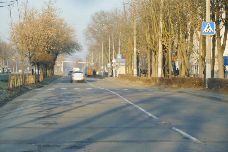 У Калуській громаді цього року капітальний ремонт доріг не планують (ФОТО)