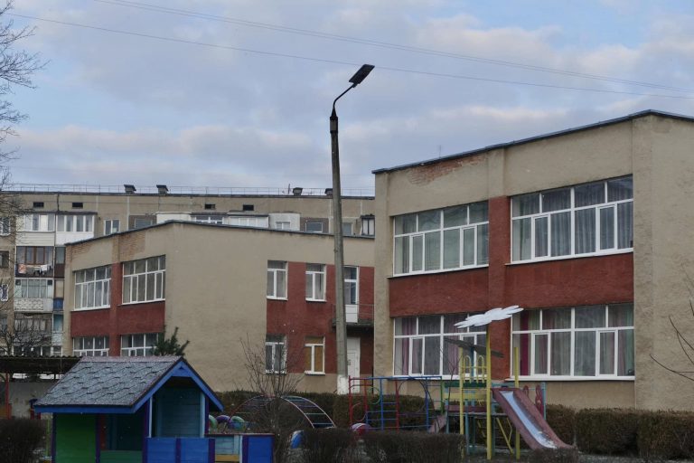 Світла побільшає: у Калуській громаді встановлюють вуличні ліхтарі на сонячних батареях (ФОТО) 12 479569061 661660379718799 4081187088175255542 n