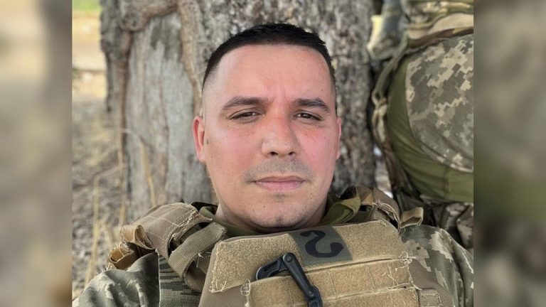 Військовий з Івано-Франківська отримав нагороду від Головнокомандувача ЗСУ 11 8fc402acbadd1f74