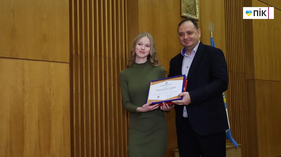 40 кращих учнів Франківської громади отимали степендії (ФОТО) 8 IMG 6367