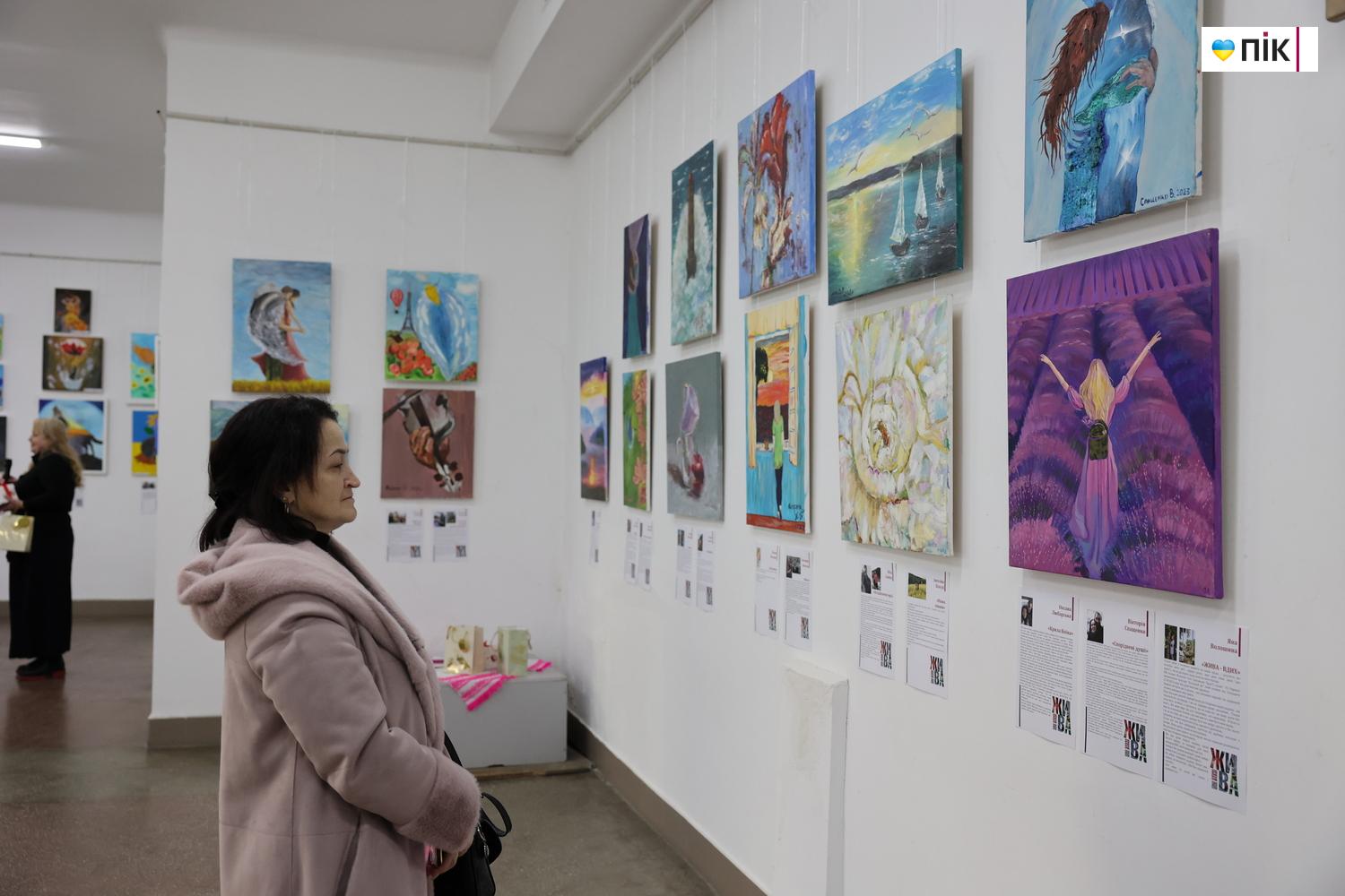 У Франківську відкрили всеукраїнський арт-проєкт "ЖИВА. Справжні історії кохання" (ФОТО) 31 IMG 8501 resize