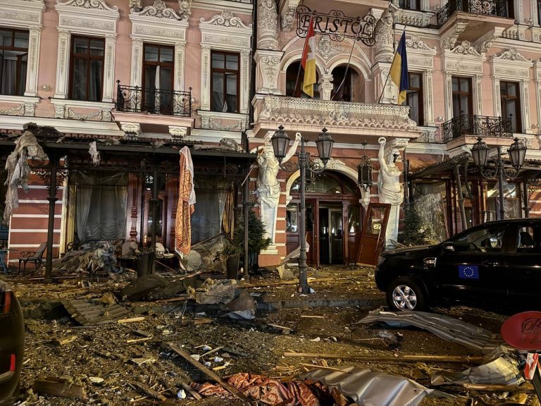 Балістична атака по Одесі: в епіцентрі удару, зокрема, були норвезькі дипломати (ФОТО) 4 photo 2025 01 31 22 12 42