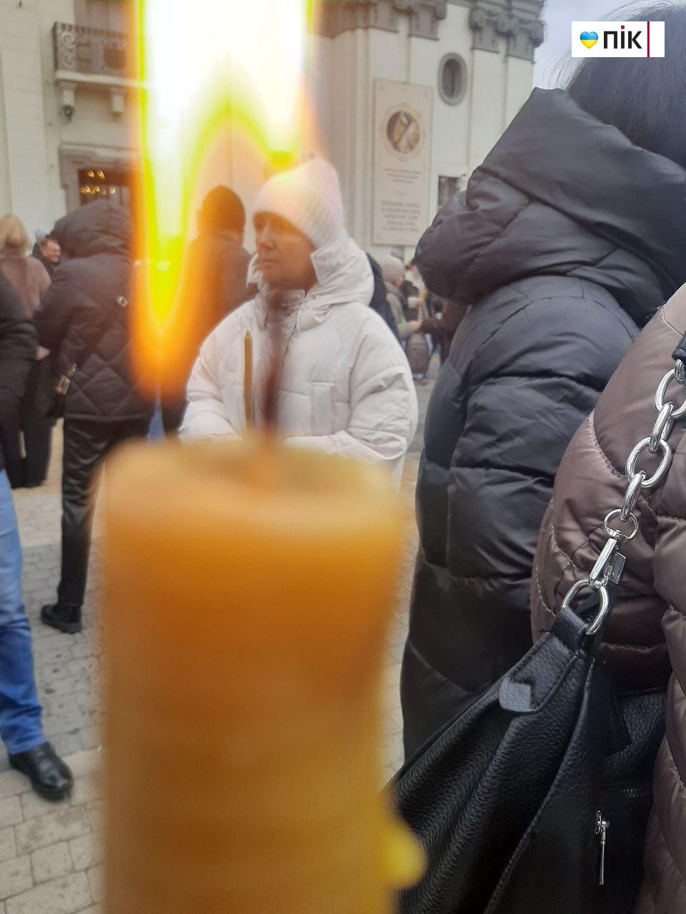 “Я не ділюся світлом”, або "стрітенські" забобони у Тернополі (ФОТО) 3 photo 2025 02 02 18 16 31