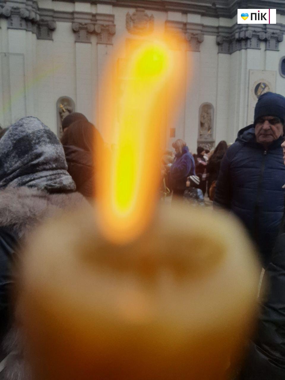 “Я не ділюся світлом”, або "стрітенські" забобони у Тернополі (ФОТО) 2 photo 2025 02 02 18 16 32 2
