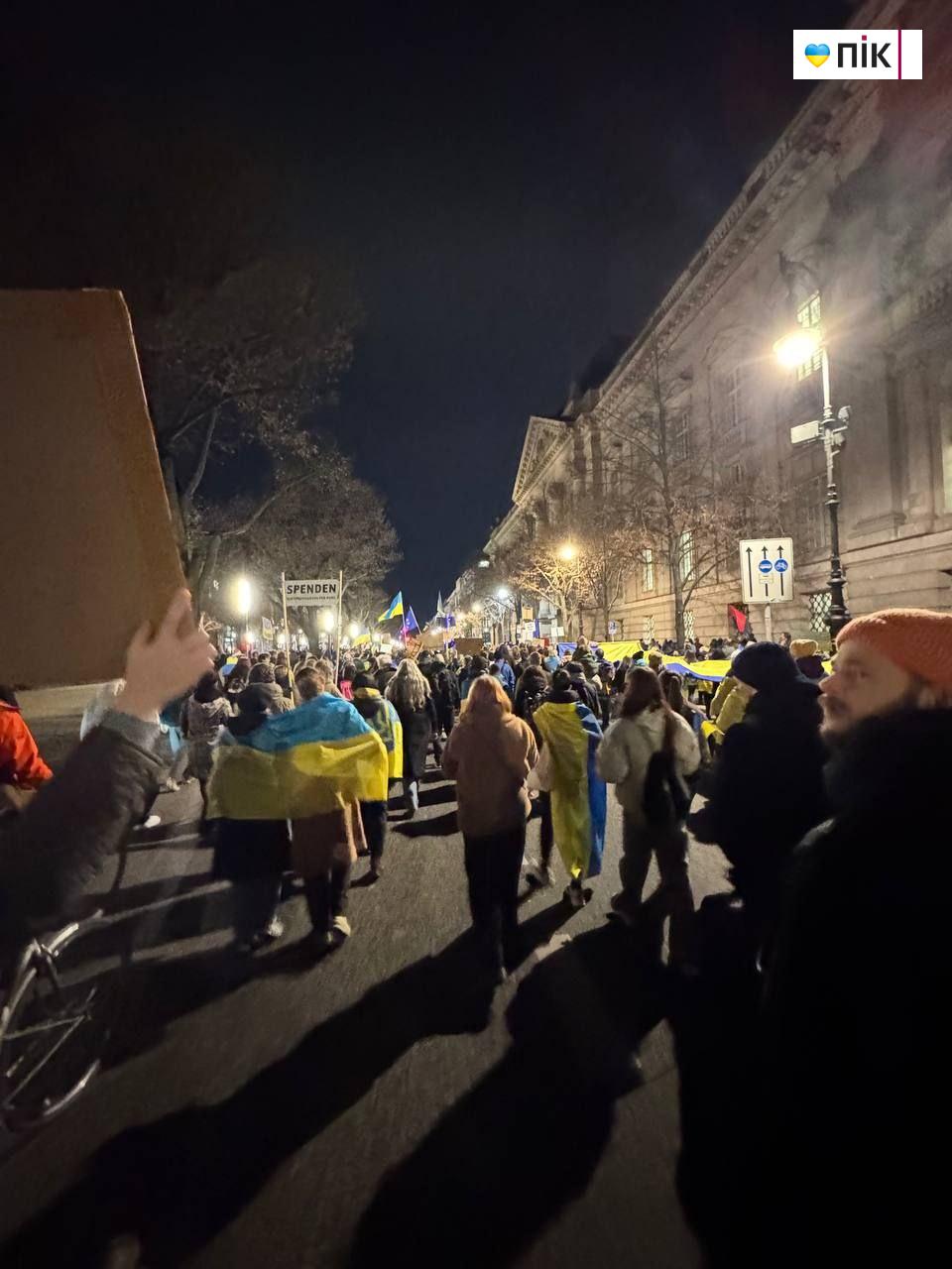 Вибори до Бундестагу та мітинги на підтримку України: репортаж з ФРН (ФОТО) 6 photo 2025 02 26 11 01 04