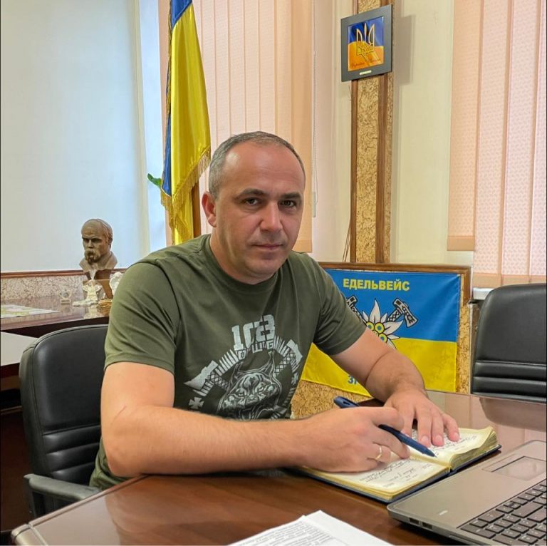 Скільки заробив у 2024 році голова Верховинської райдержадміністрацій Василь Бровчук 7 Скільки заробив у 2024 році голова Верховинської райдержадміністрацій Василь Бровчук
