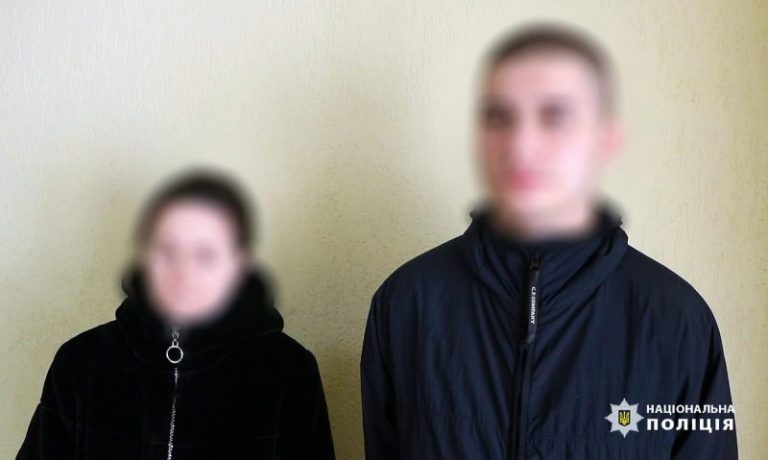 У Франківську винесли вирок підліткам, які нападали на літніх людей