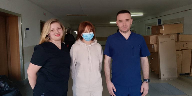 Унікальний випадок: франківські медики пересадили жінці нирку її чоловіка (ФОТО) 3 482828491 1195653775896509 6700686237279539571 n
