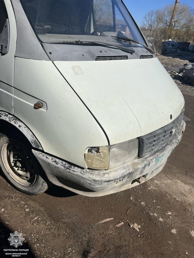 У Франківську, ймовірно, нетверезий водій вчинив ДТП (ФОТО) 12 484797997 1094795092688101 2253187211943903913 n