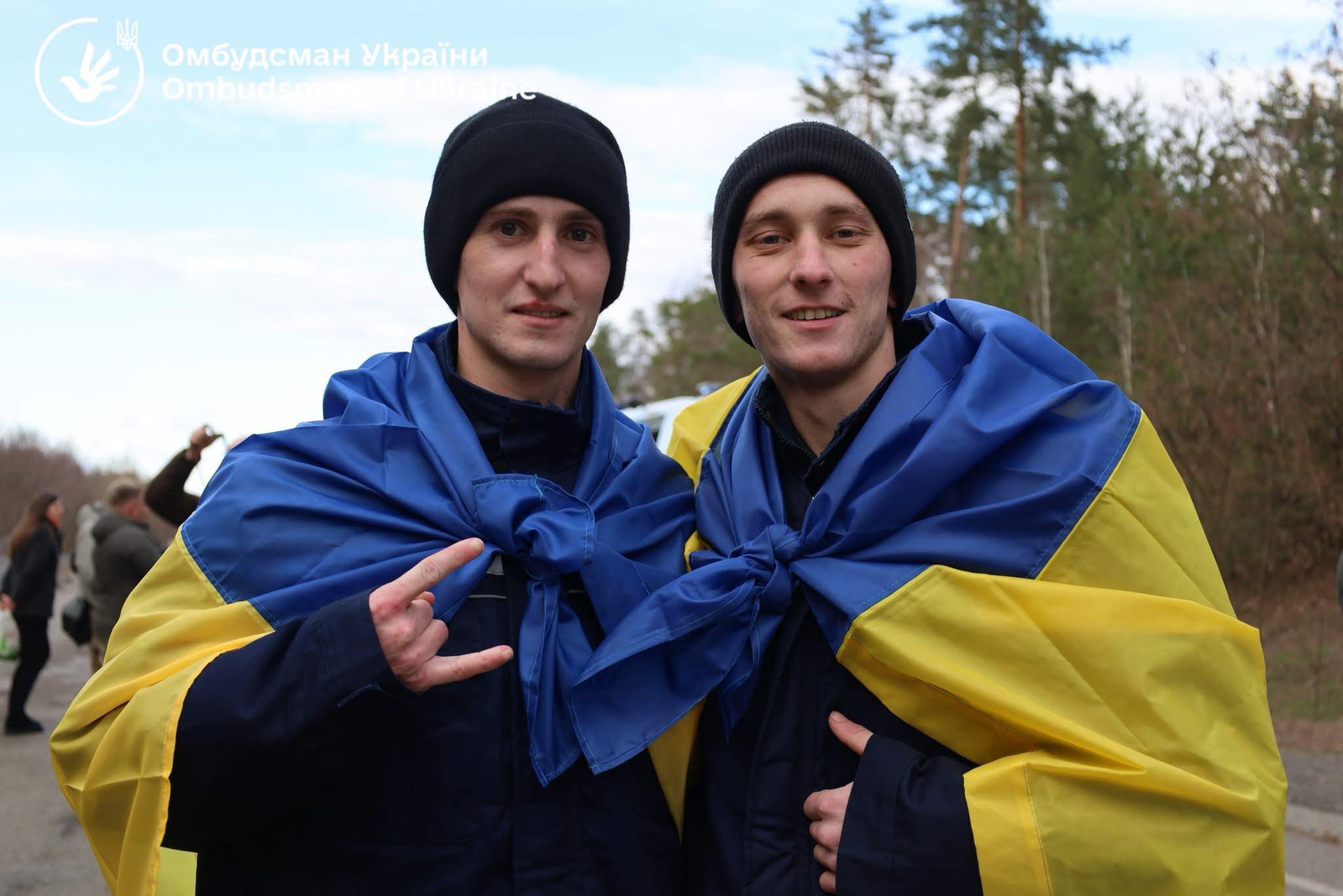 Додому з полону повернулися двоє захисників з Богородчанської громади